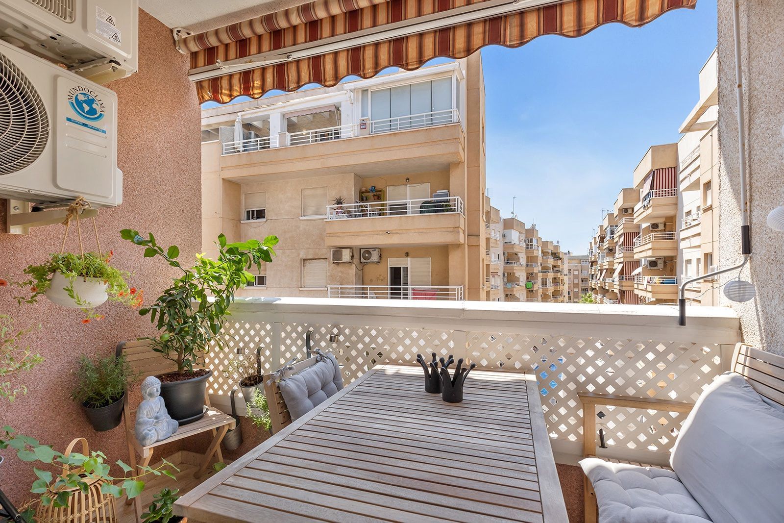 Terrace of Apartment for sale in Torrevieja  with Air Conditioner, Terrace and Storage room