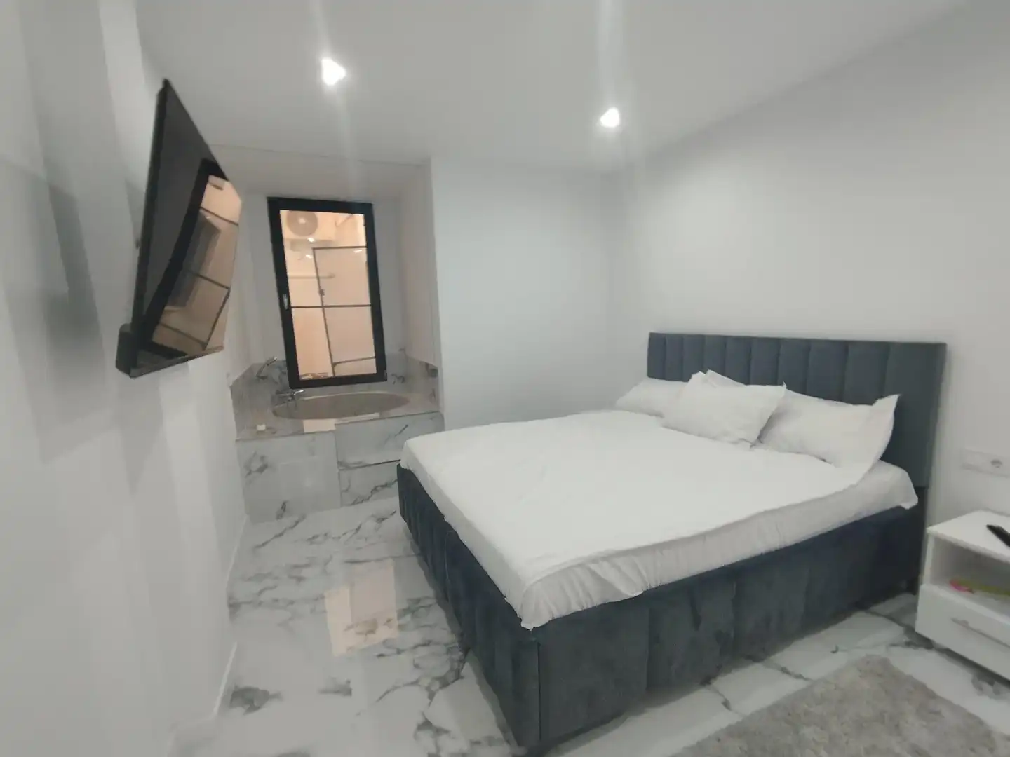 Dormitori de Planta baixa en venda en Alicante / Alacant amb Aire condicionat, Terrassa i Jacuzzi
