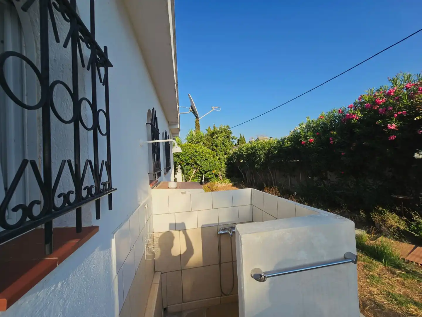Terrassa de Casa o xalet en venda en Mont-roig del Camp amb Jardí privat, Traster i Piscina