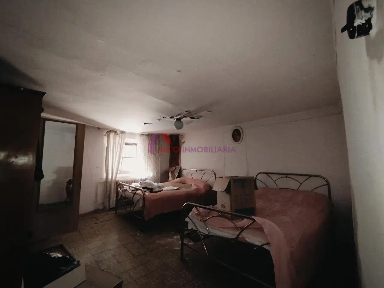 Dormitori de Casa adosada en venda en Arcos amb Calefacció, Jardí privat i Traster