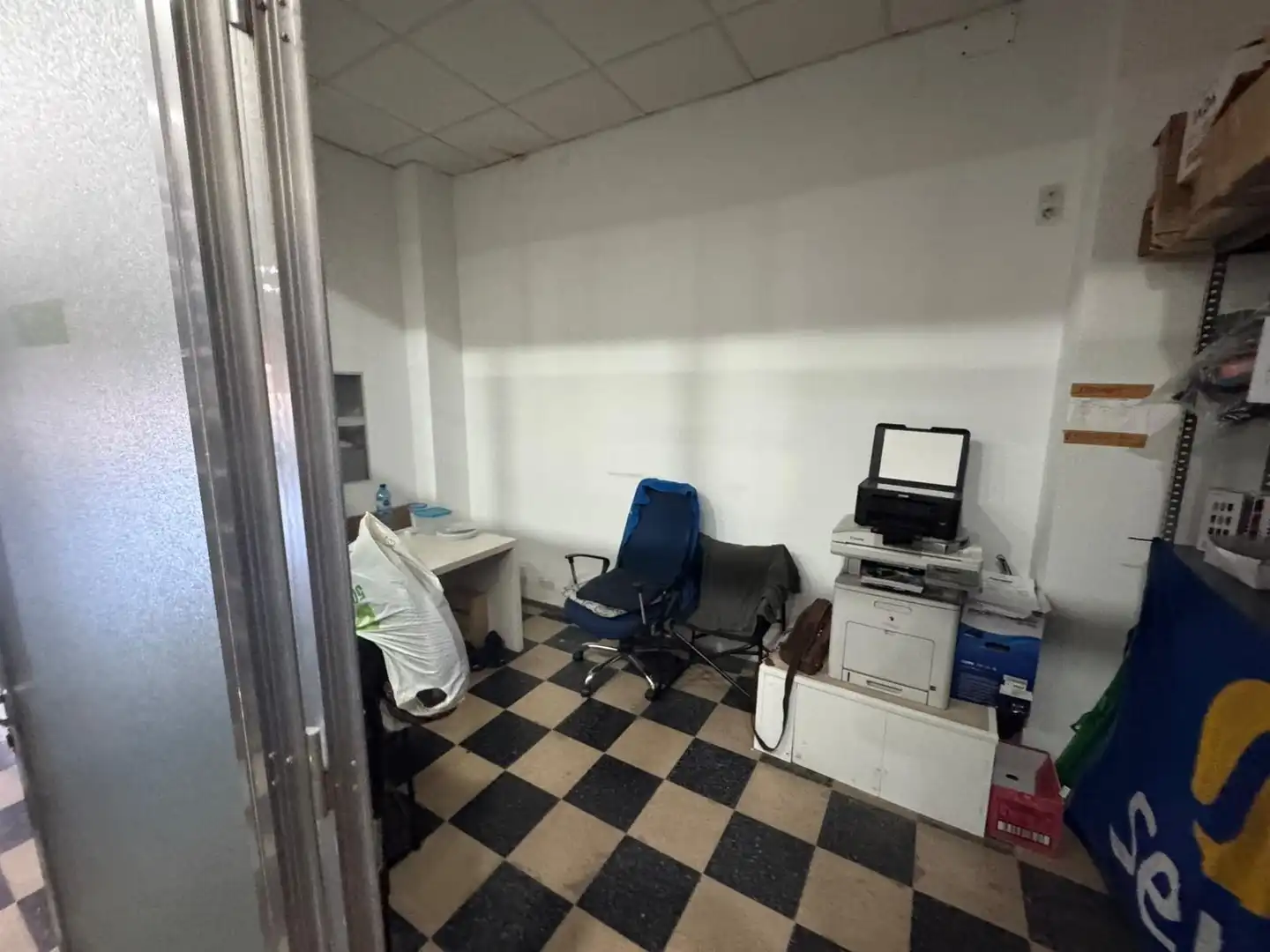 Business premises for sale in camprodon 79, imagen 4