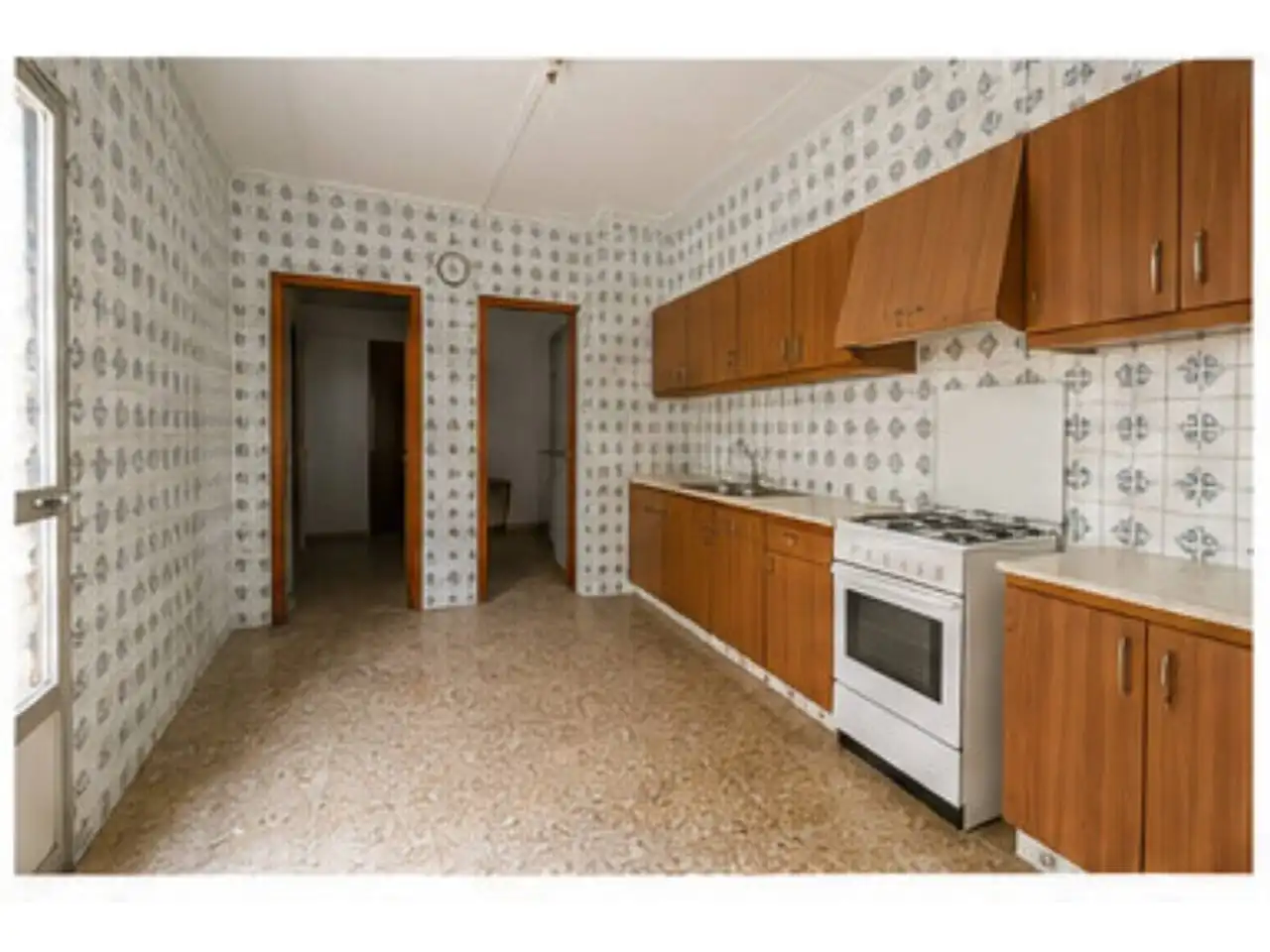 Cuina de Casa adosada en venda en Oliva amb Terrassa i Moblat
