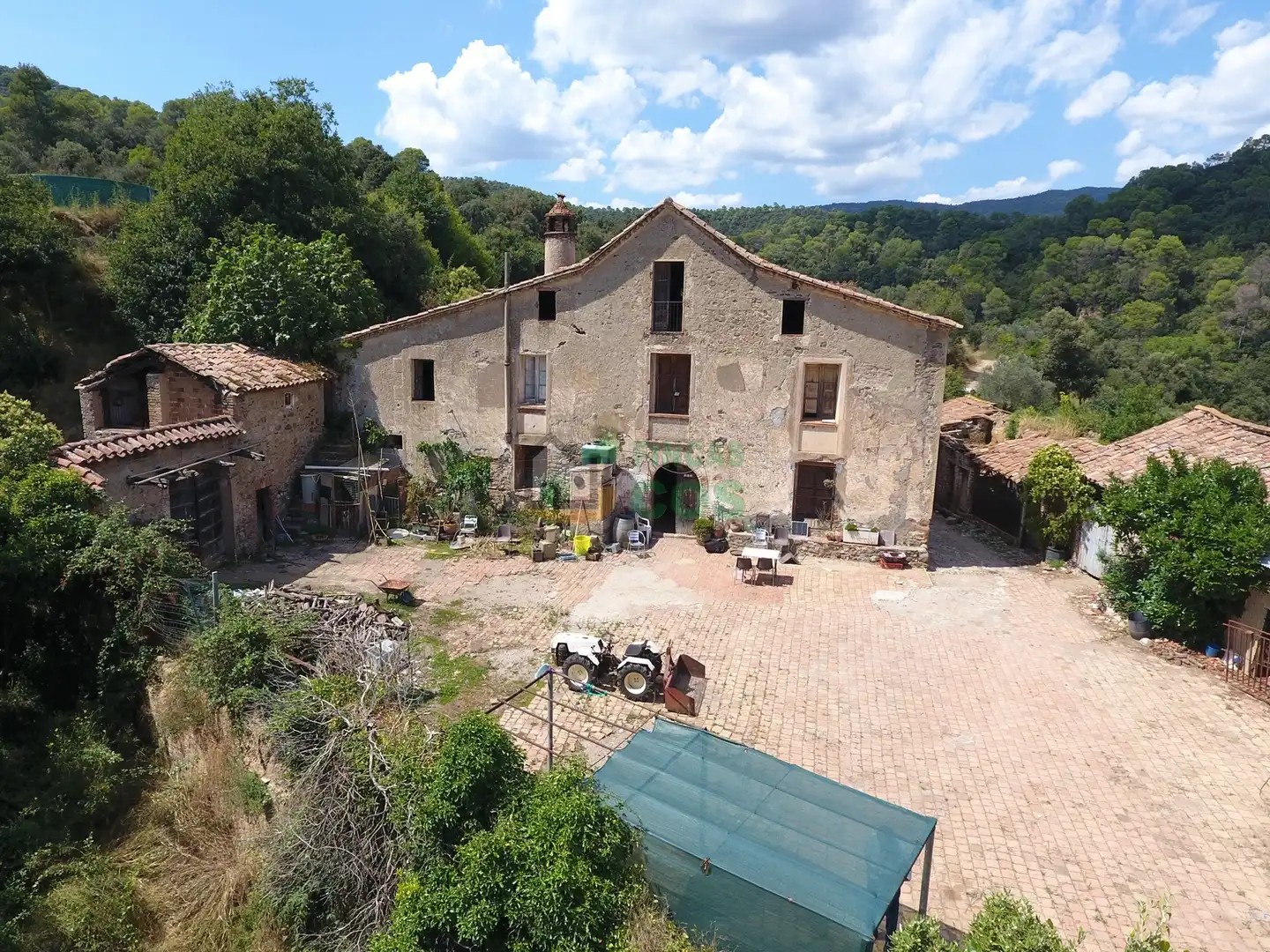 Casa con jardín en venta en Carretera de Rellinars, imagen 2