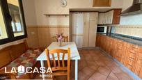 Kitchen of House or chalet for sale in Casarrubios del Monte  with Heating, Terrace and Storage room