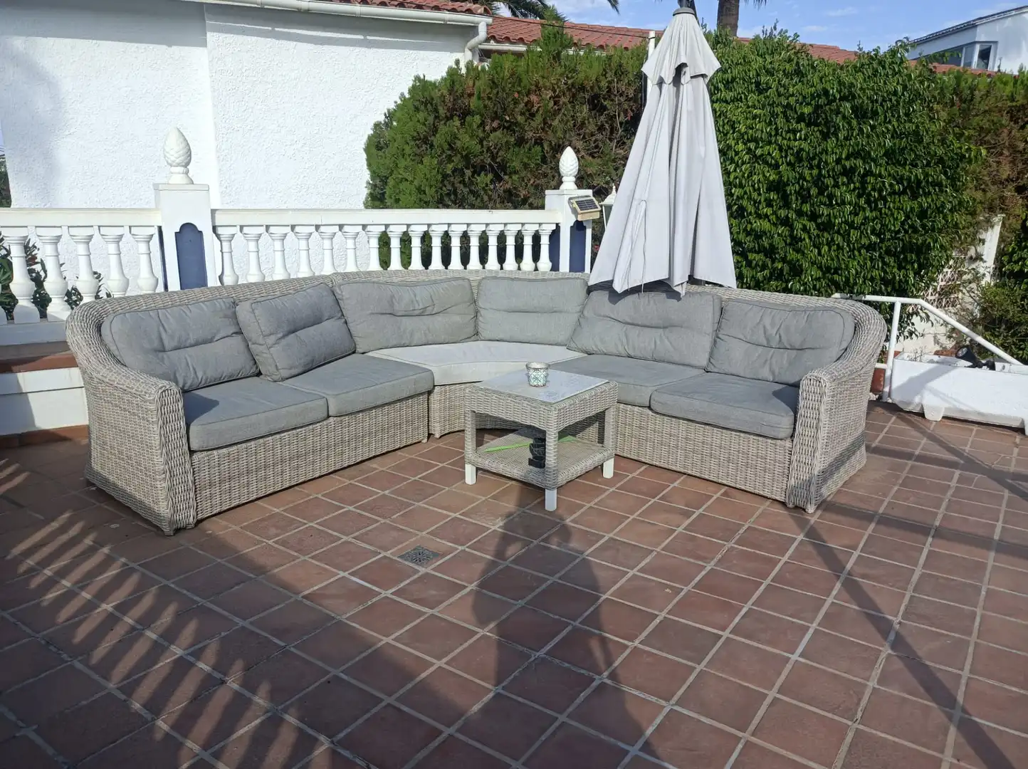 Detached house with pool for sale in Caleta de Vélez