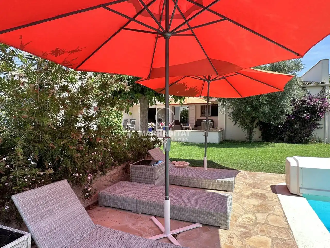 Terrassa de Casa o xalet en venda en L'Escala amb Aire condicionat, Jardí privat i Terrassa