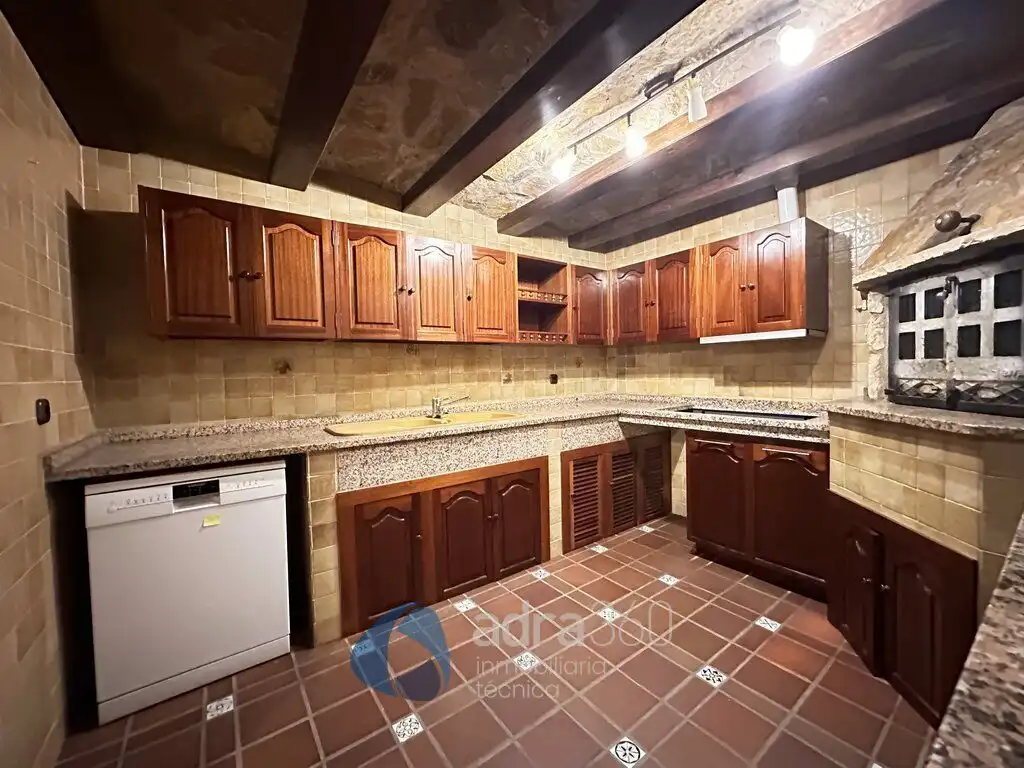 Kitchen of Houses for sale in Lardero  with Air Conditioner, Heating and Private garden