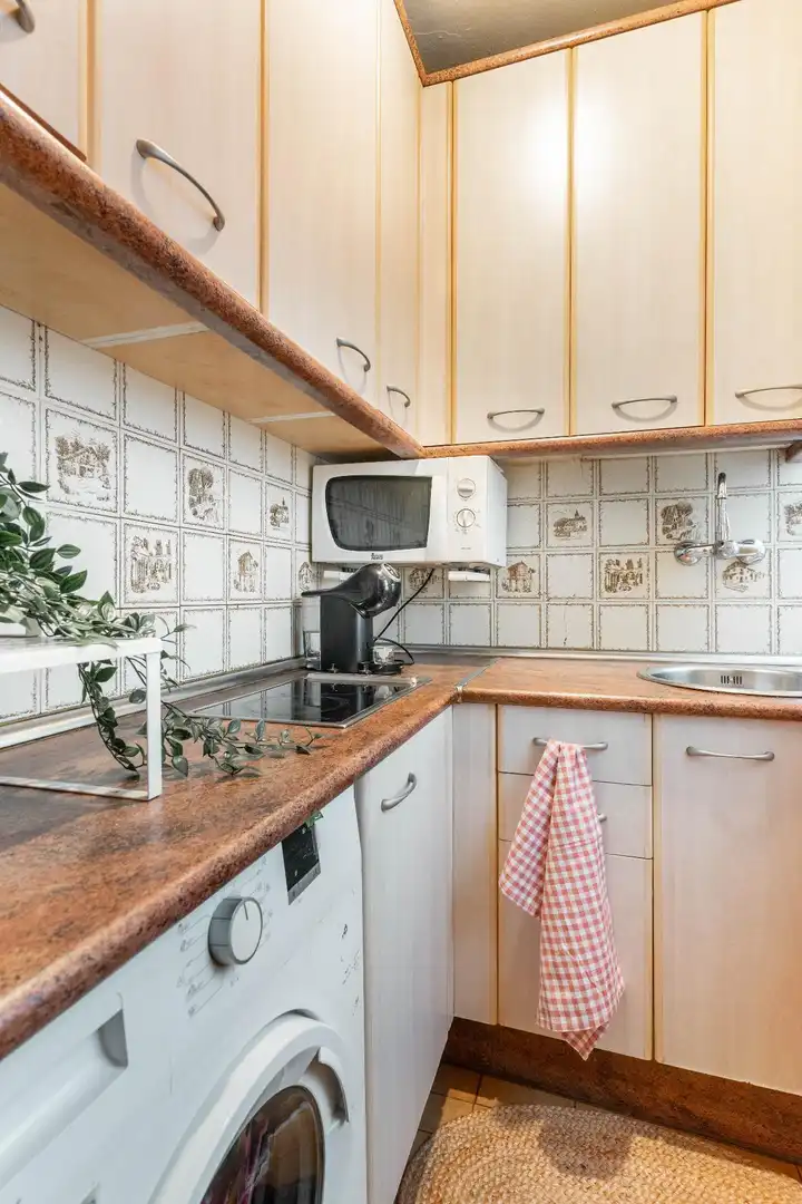 Cuina de Pis en venda en Oviedo  amb Calefacció i Parquet