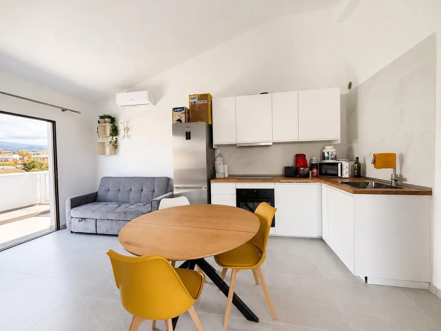 Cuina de Apartament de lloguer en San Miguel de Abona amb Aire condicionat, Terrassa i Balcó