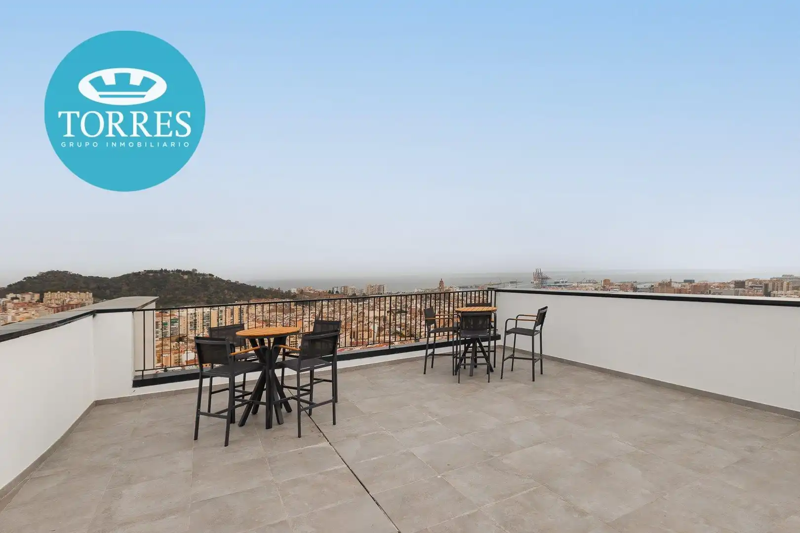 Terrassa de Apartament de lloguer en Málaga amb Aire condicionat, Calefacció i Moblat