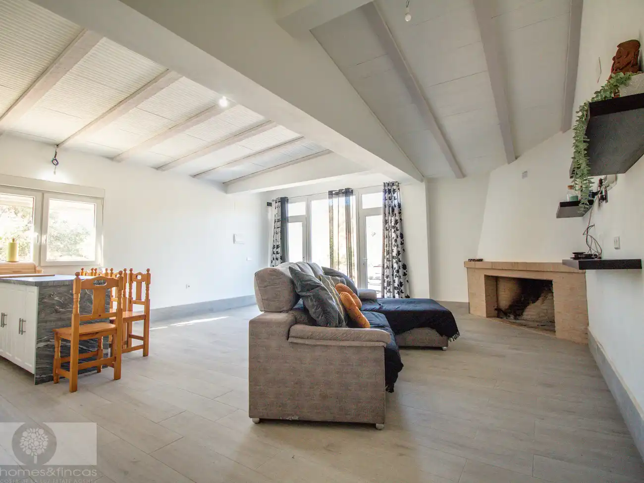 Sala d'estar de Finca rústica en venda en Sanlúcar de Guadiana