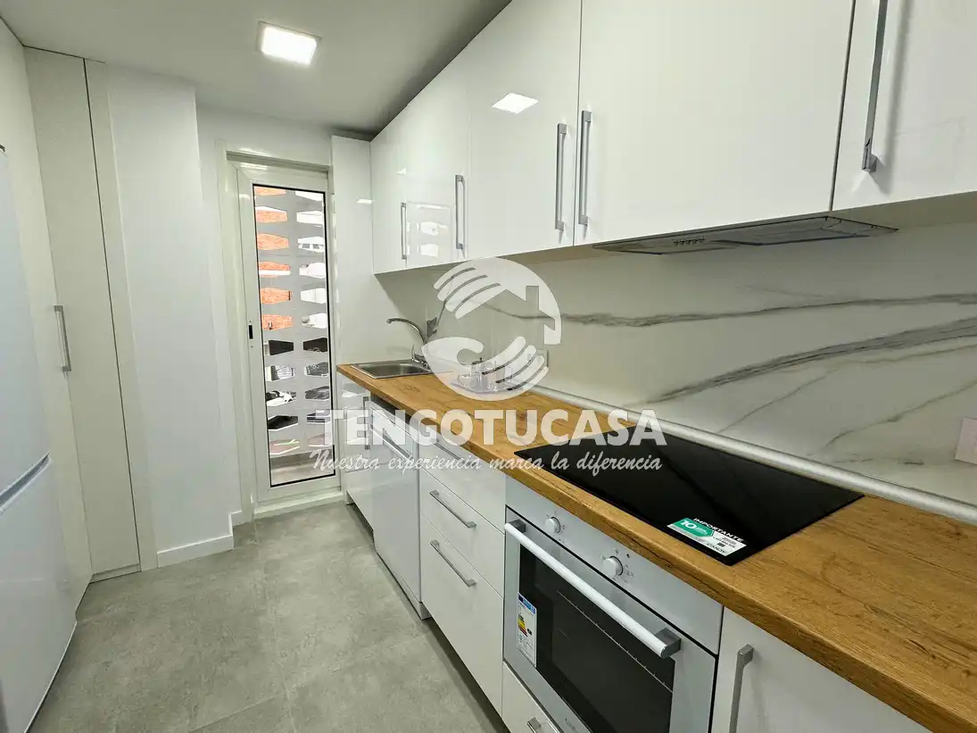 Cuina de Pis en venda en Madrid amb Aire condicionat, Calefacció i Moblat