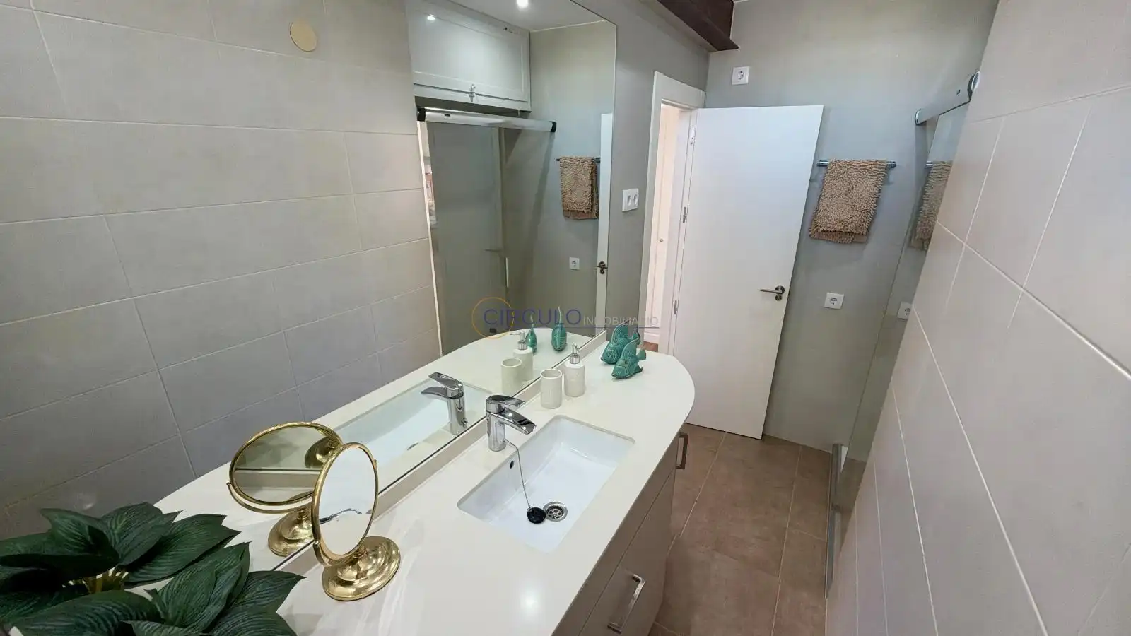 Baño de Piso en venta en Águilas con Amueblado