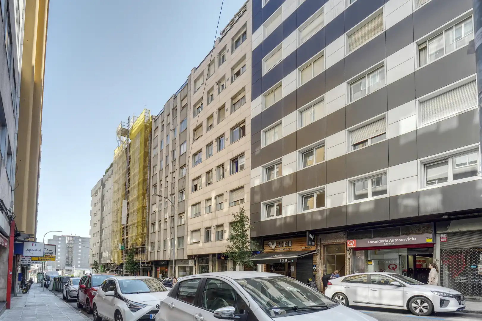 Vista exterior de Pis en venda en Santiago de Compostela  amb Calefacció i Moblat