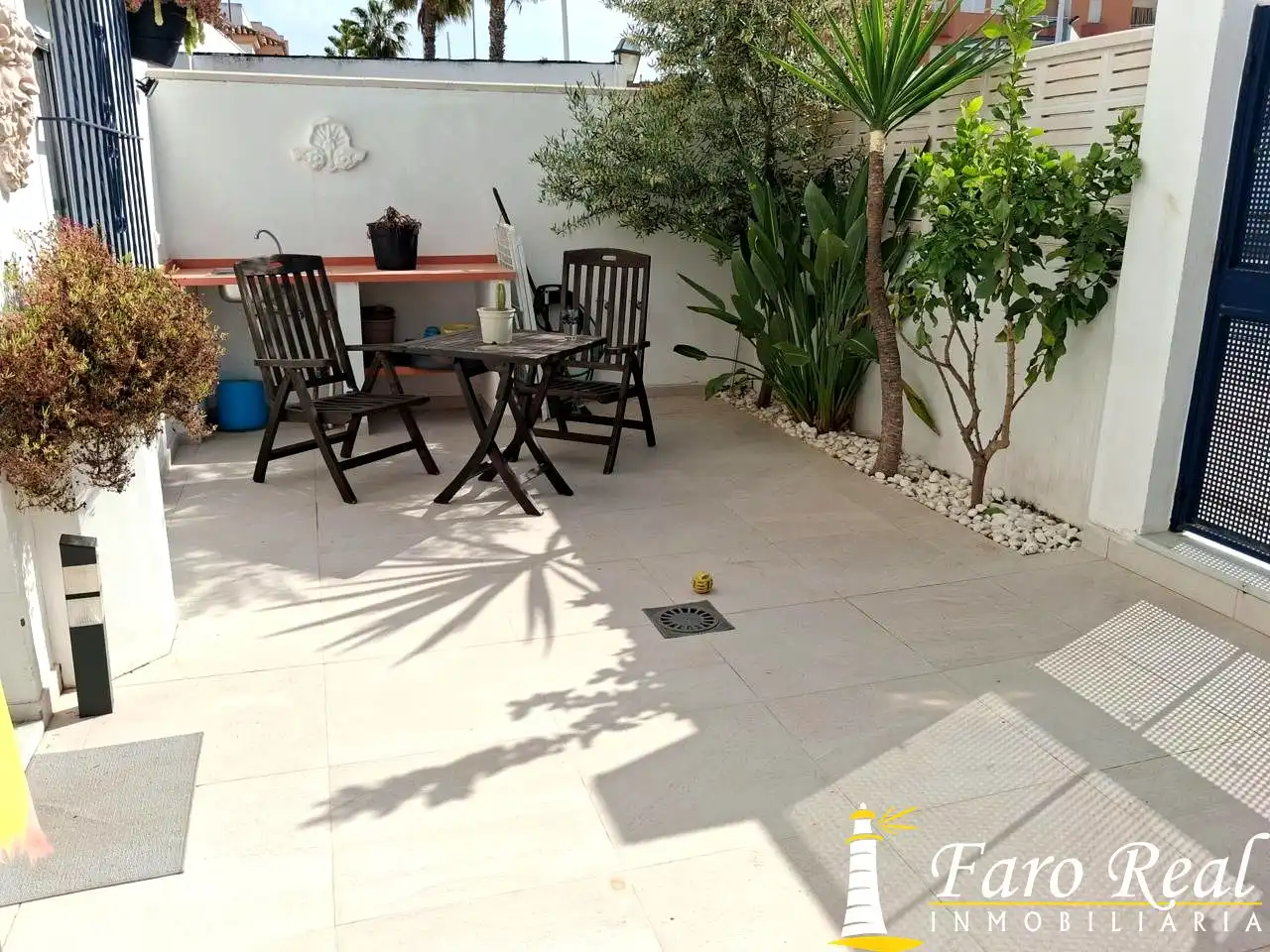 Terraza de Apartamento de alquiler en Sanlúcar de Barrameda con Aire acondicionado y Amueblado