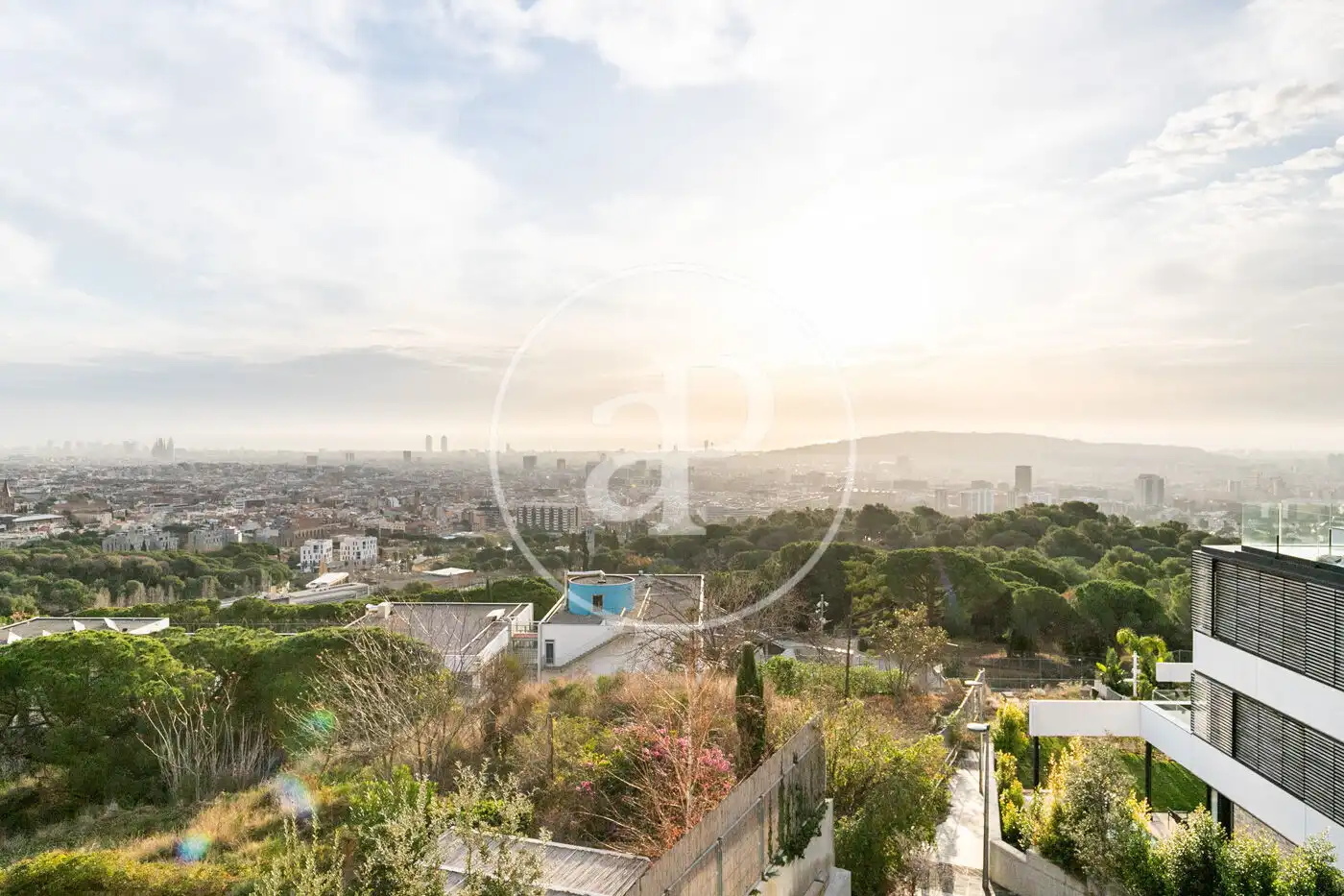 Exterior view of Flat for rent in Barcelona  with Air Conditioner, Heating and Private garden