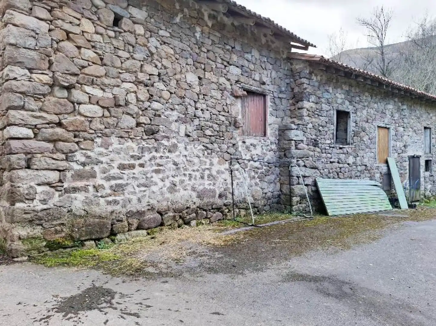 Vista exterior de Casa adosada en venta en Los Tojos  con Jardín privado y Trastero