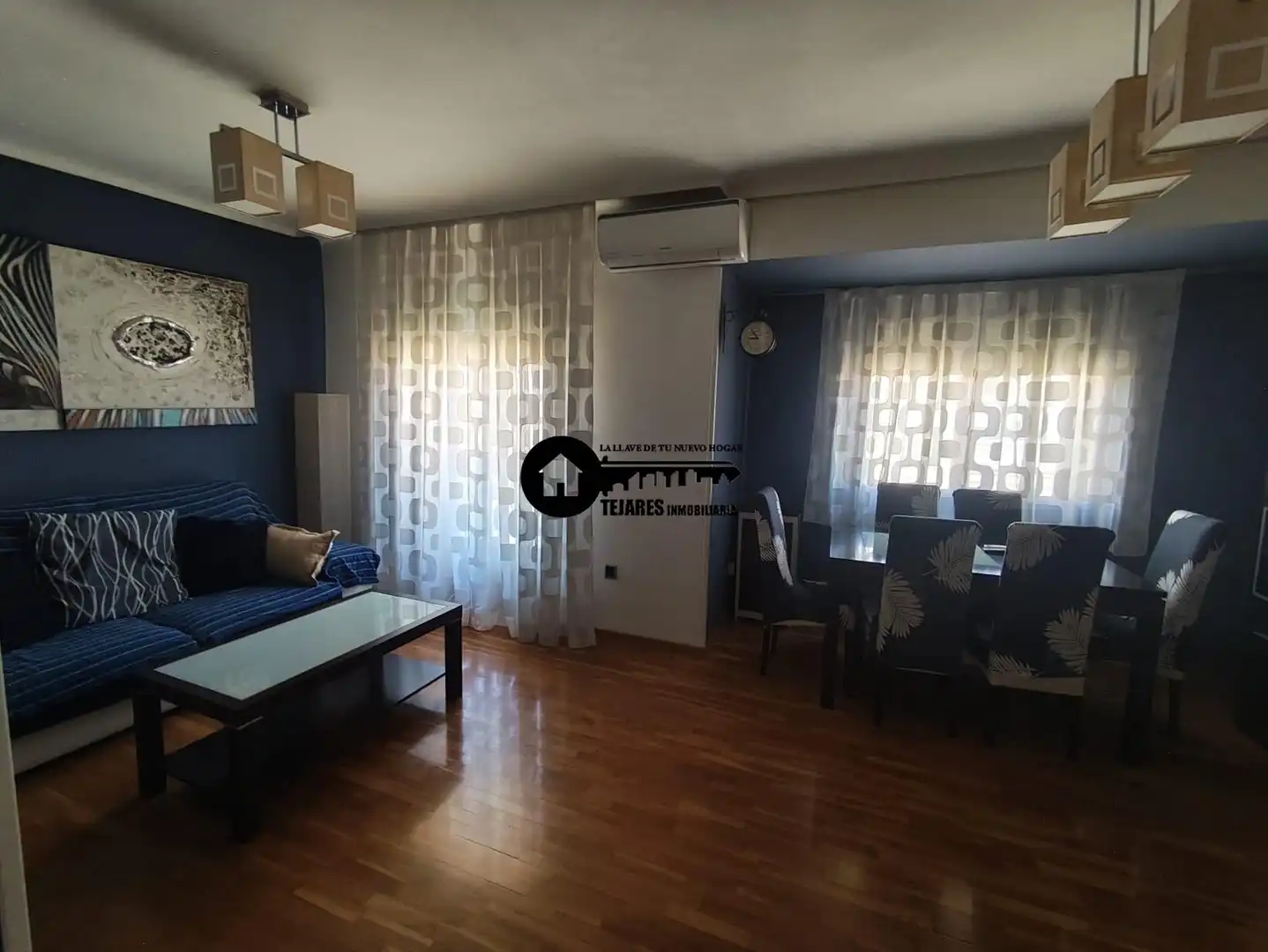 Living room of Apartments for sale in Albacete  with Heating, Parquet flooring and Furnished