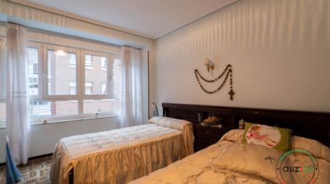 Foto 4 de Piso en venta en Gijón - Calle Emilio Tuya, 29, La Arena, Gijón