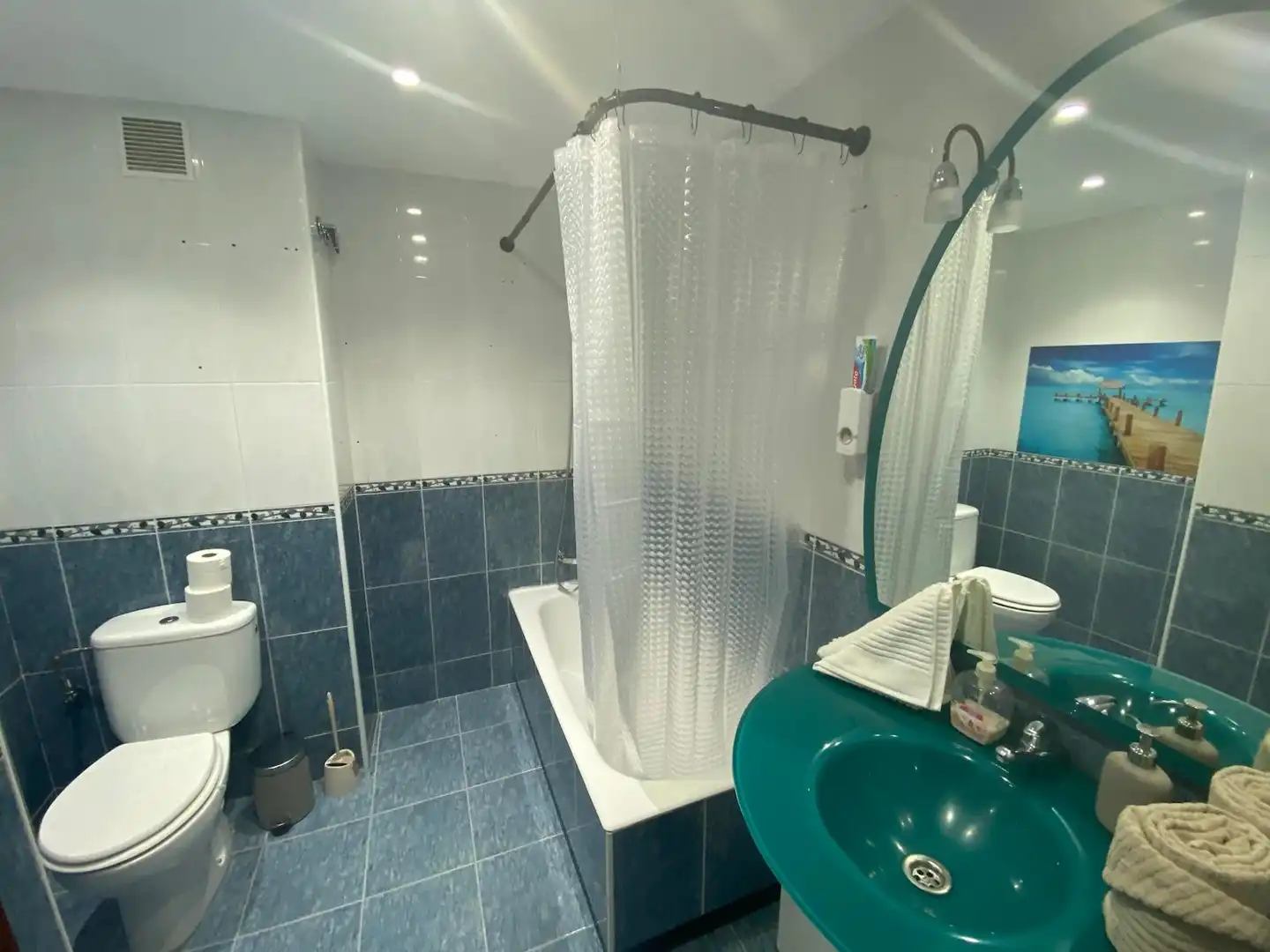 Bathroom of Houses for rent in Castro-Urdiales  with Heating, Private garden and Parquet flooring