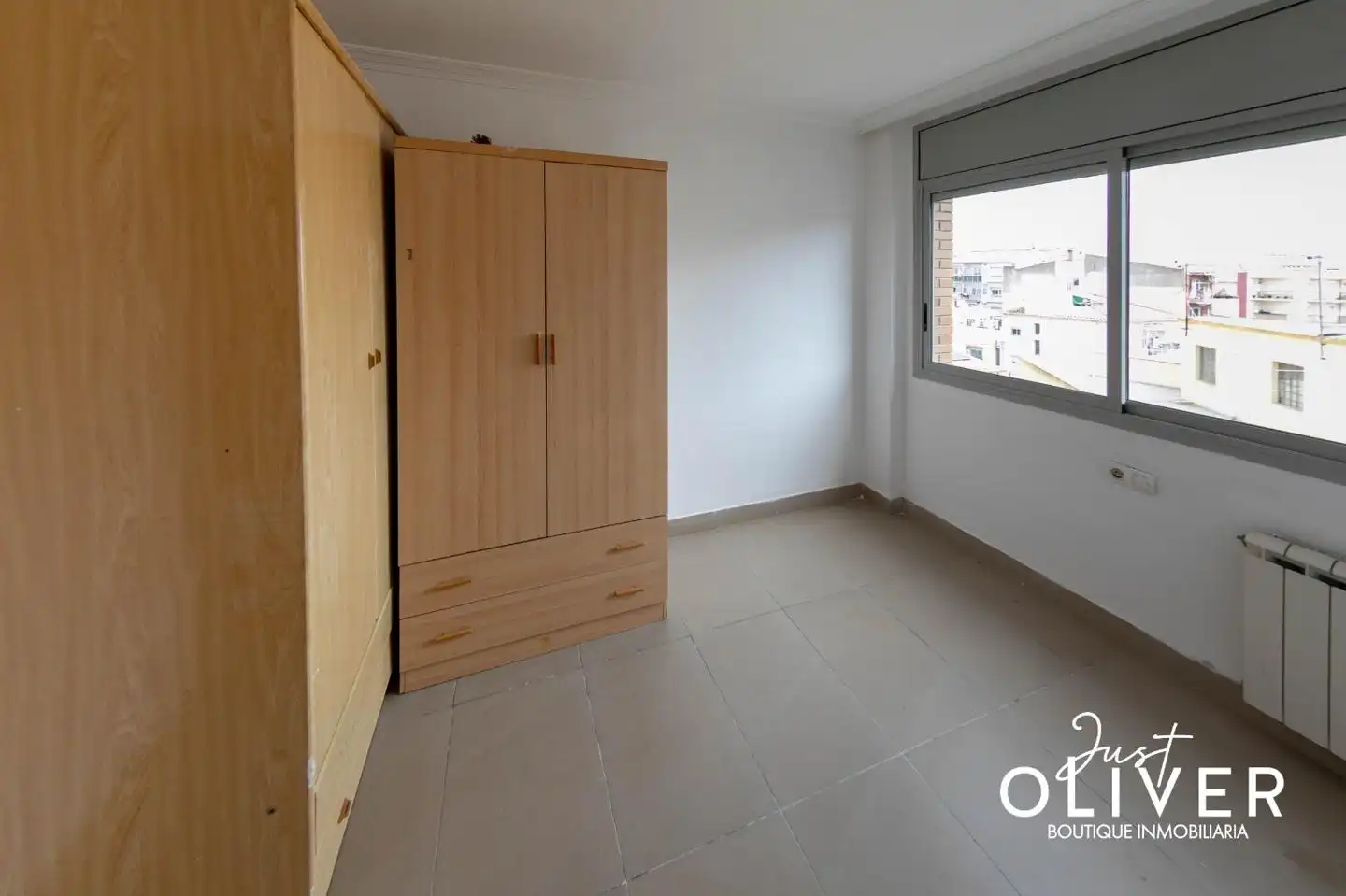 Schlafzimmer von Dachboden zum Verkauf in Cambrils mit Heizung, Terrasse und Balkon