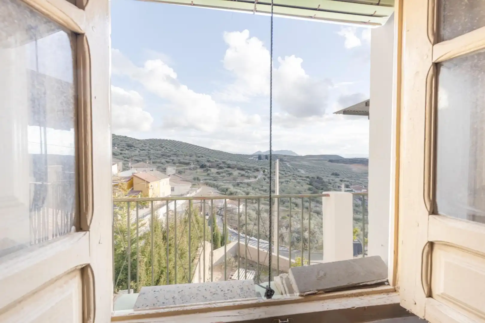 Habitación de Planta baja en venta en Moclín con Terraza, Amueblado y Balcón