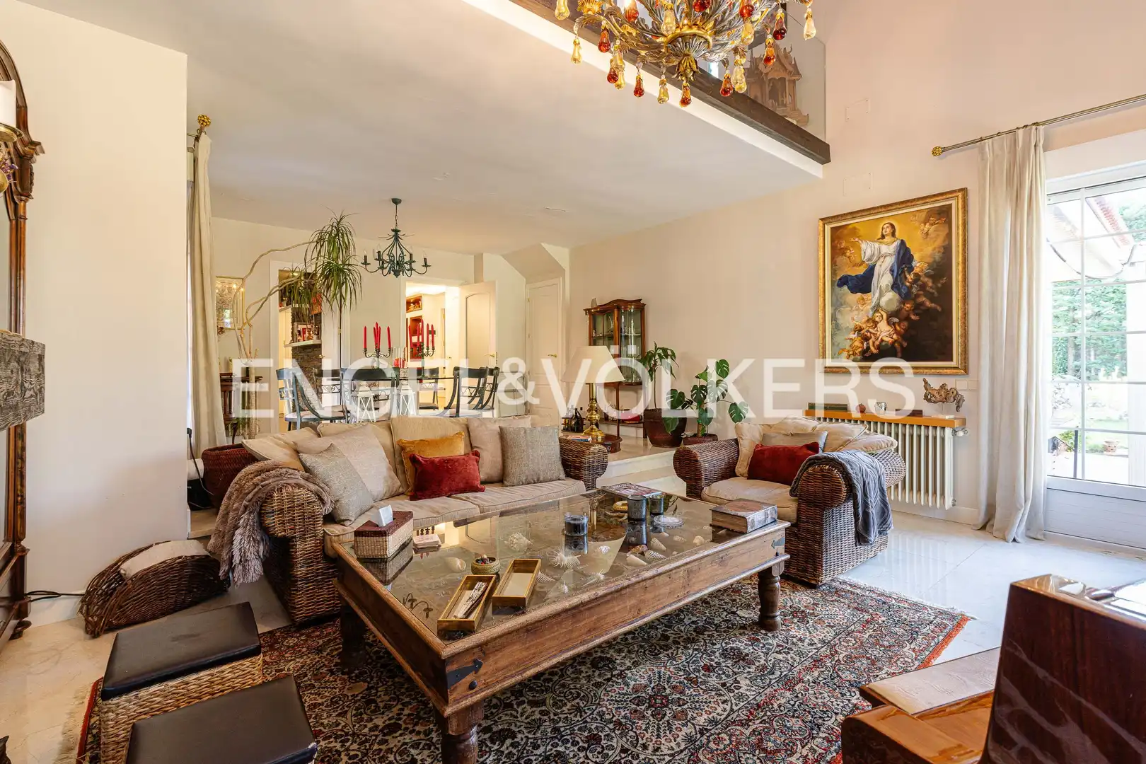 Sala d'estar de Casa adosada en venda en Galapagar amb Aire condicionat, Calefacció i Jardí privat