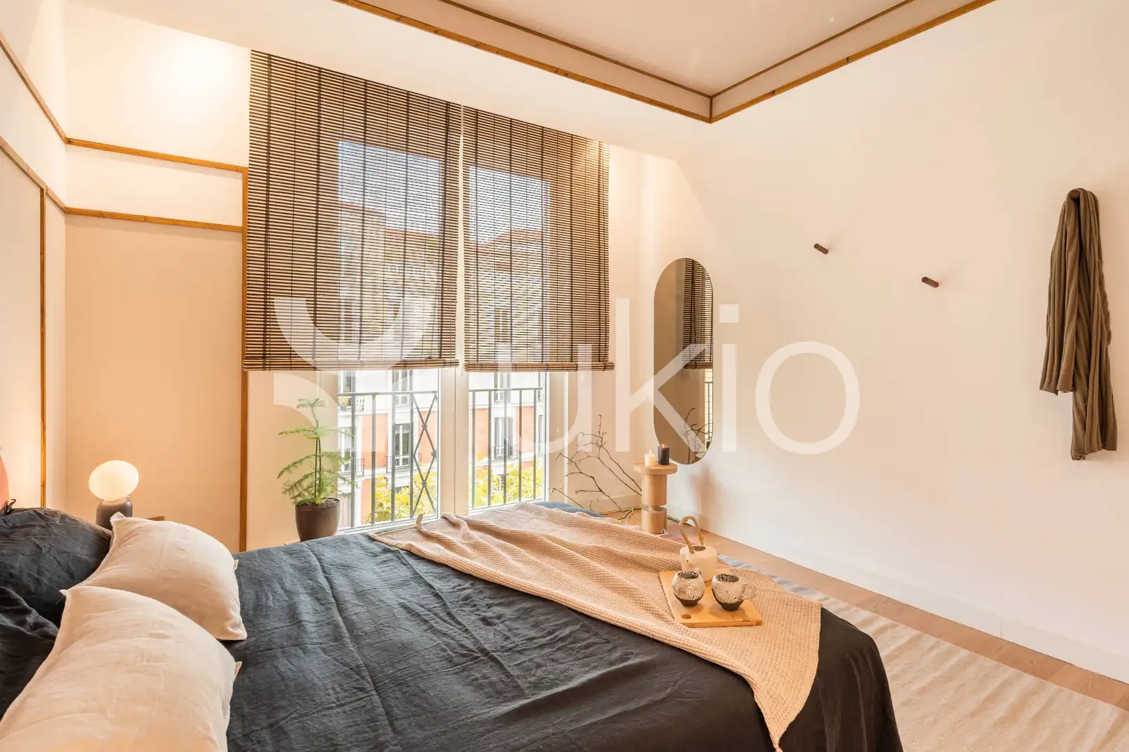 Habitación de Apartamento de alquiler en Madrid con Aire acondicionado, Calefacción y Amueblado