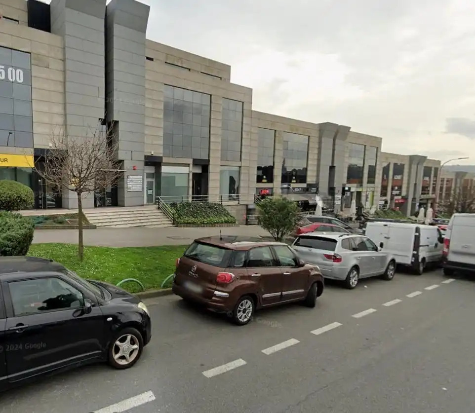 Locale commerciale in vendita a Calle Copérnico 1, imagen 3