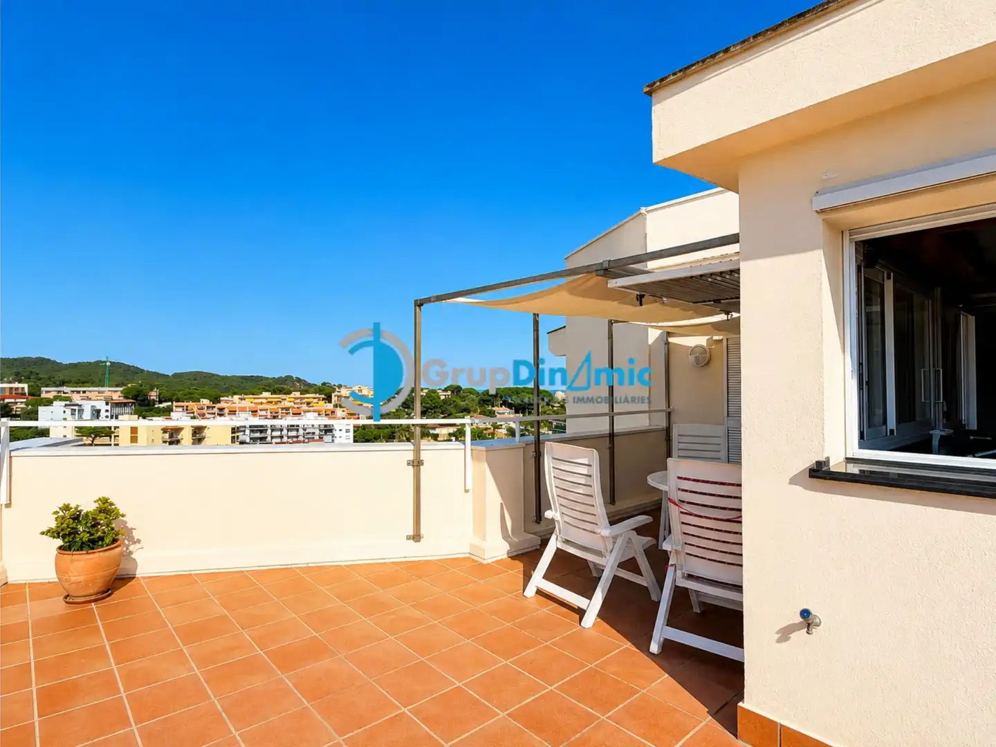 Terraza de Ático en venta en Palamós con Amueblado y Balcón