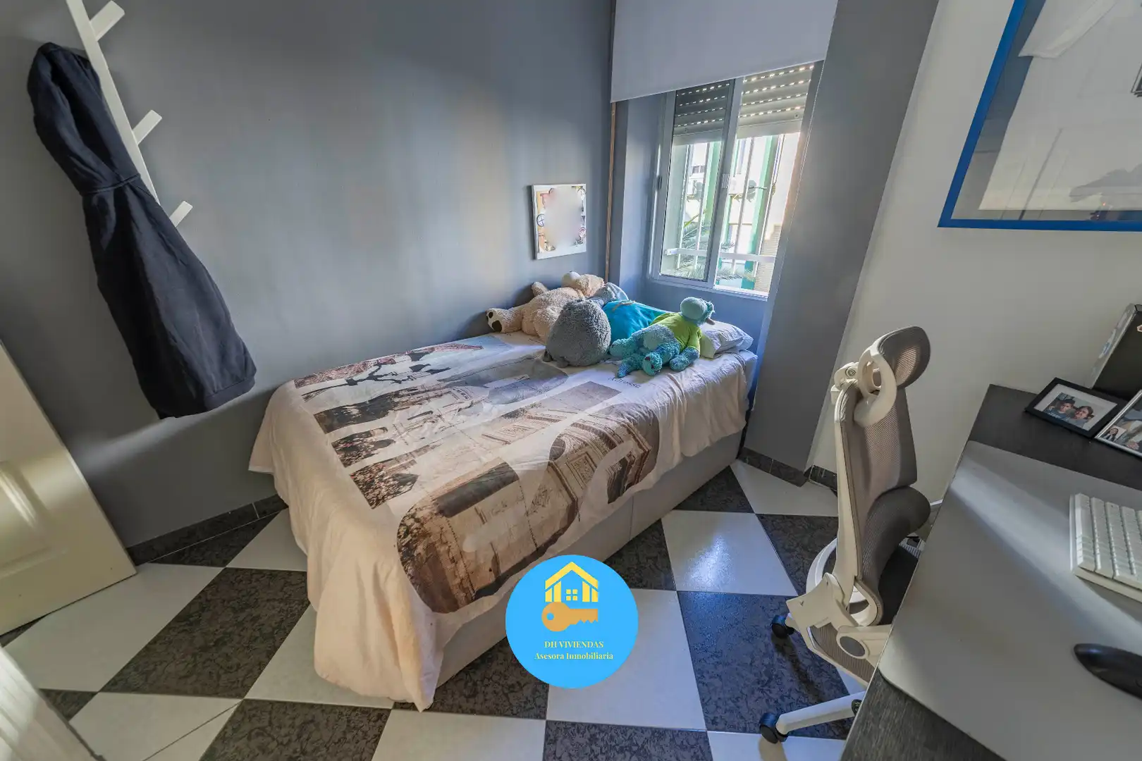Schlafzimmer von Wohnung zum Verkauf in Dos Hermanas mit Klimaanlage und Abstellraum
