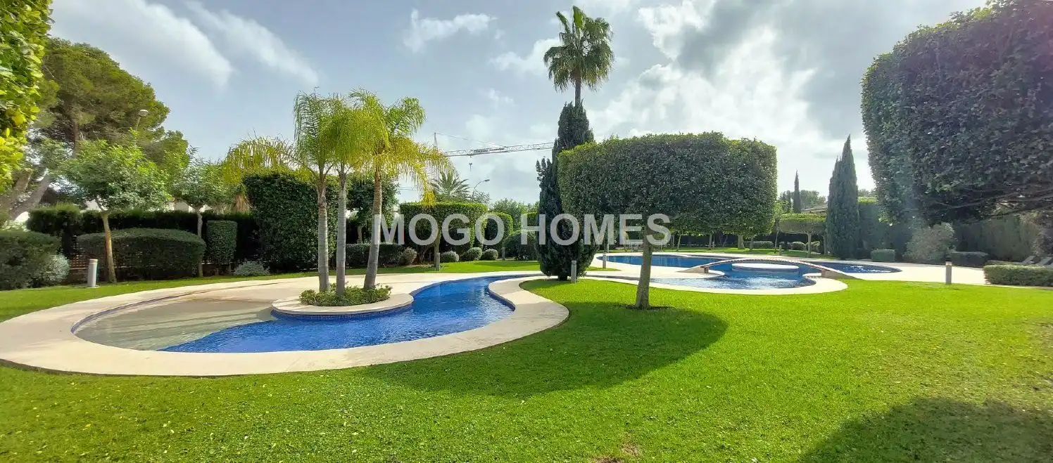 Vista exterior de Piso en venta en Calvià con Aire acondicionado, Calefacción y Terraza
