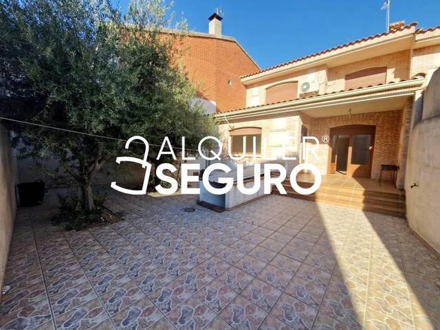 Casa-chalet en Alquiler en San Roque en Centro