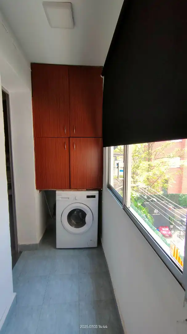 Balcony of Flat for rent in Zaragoza  with Heating, Parquet flooring and Furnished