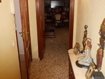House with balcony for sale in PAU 2-600