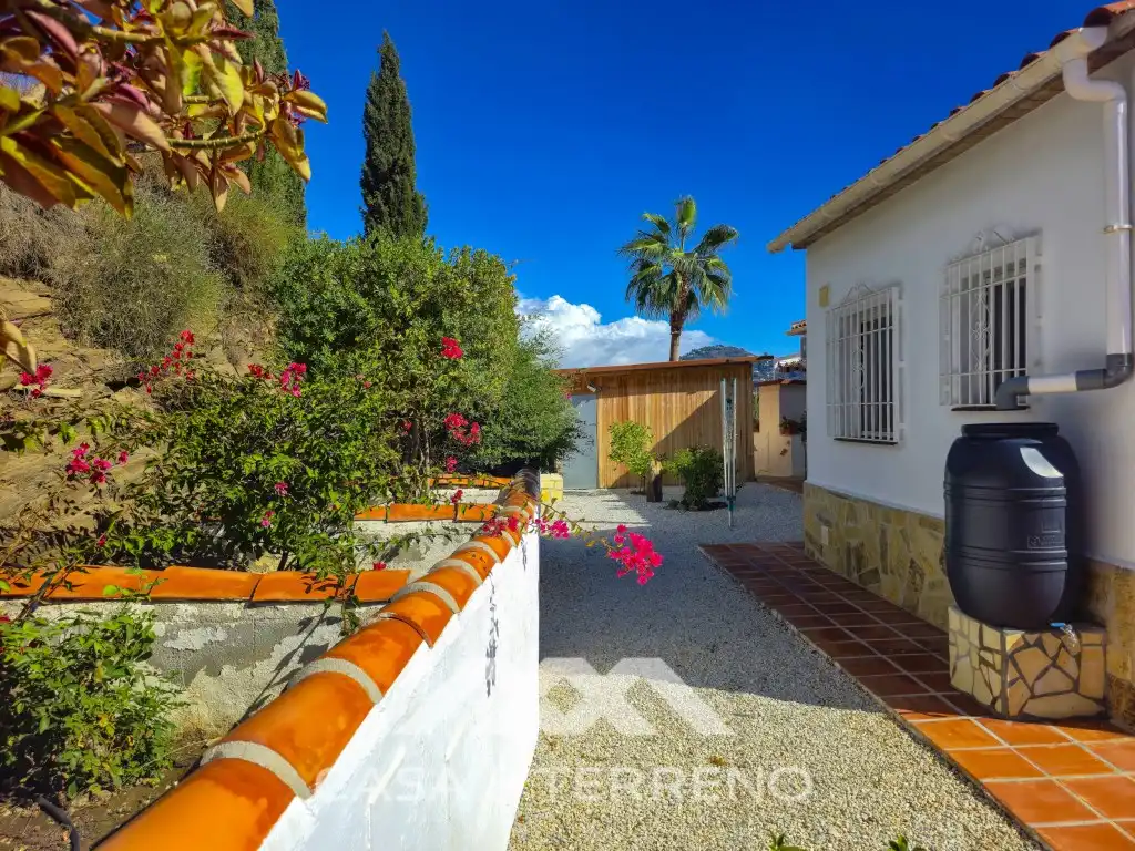 Casa amb piscina en venda a Poligono 1 Paraje 28 Benthomiz, imagen 51