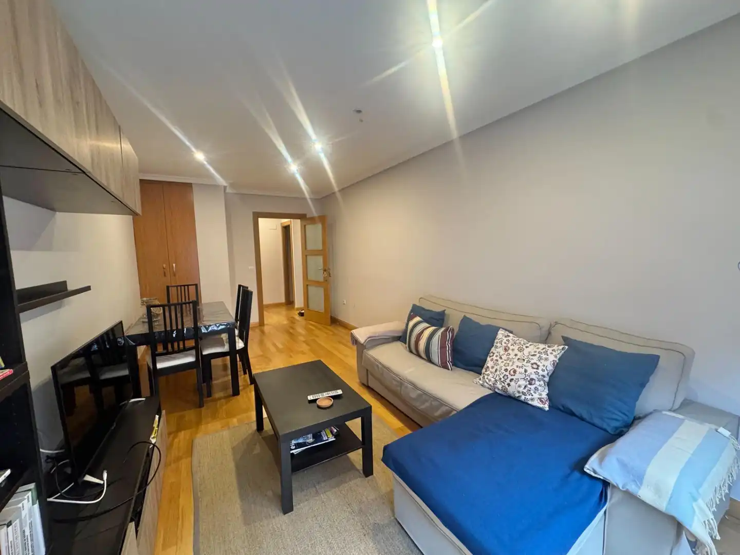 Sala de estar de Piso en venta en Oviedo  con Calefacción