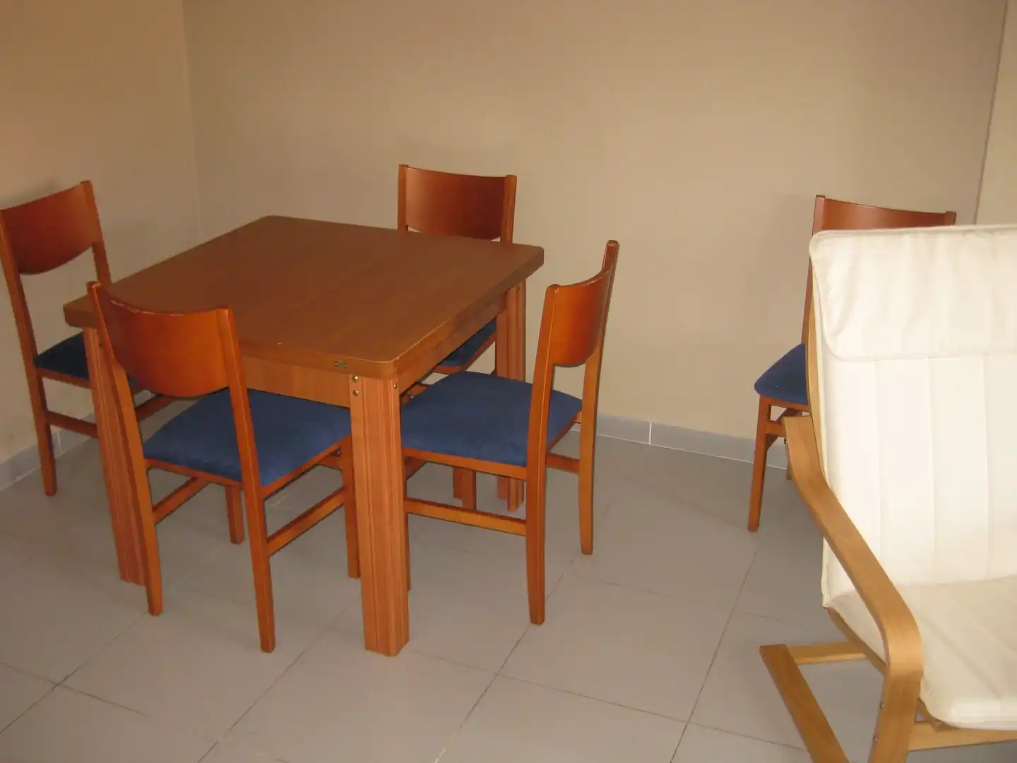 Esszimmer von Wohnung zur Miete in Sur