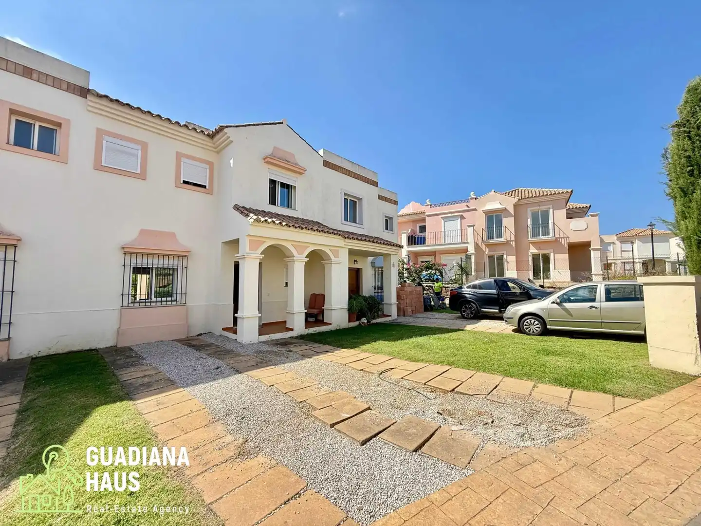 Maison mitoyenne avec terrasse à vendre à Calle RUBEN DARIO 4