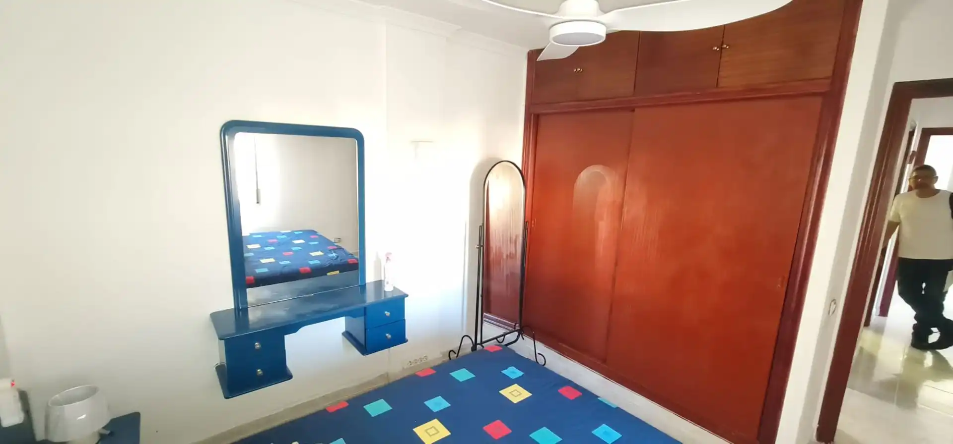 Habitación de Apartamento de alquiler en Arona con Amueblado y Piscina comunitaria