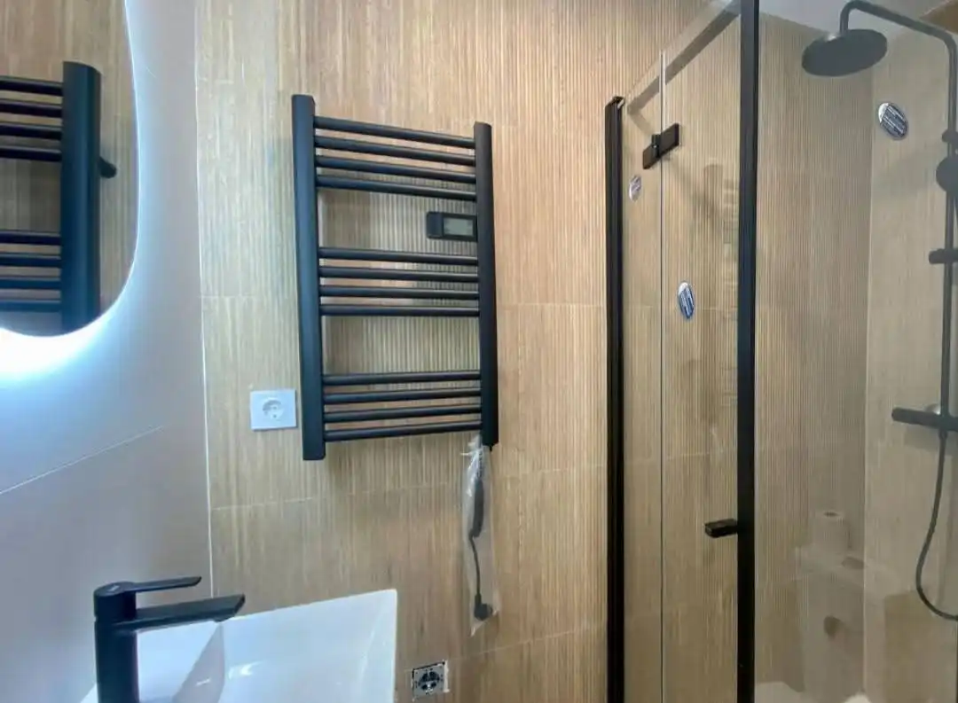 Baño de Piso de alquiler en Valencia con Aire acondicionado, Lavadora y Balcón