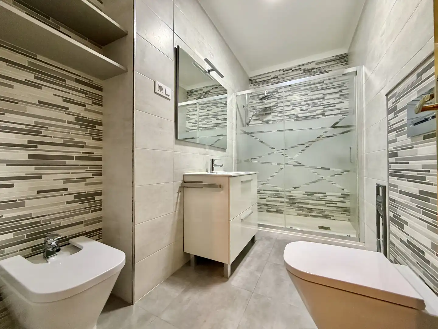 Bathroom of Flat for sale in Abarán  with Air Conditioner and Heating