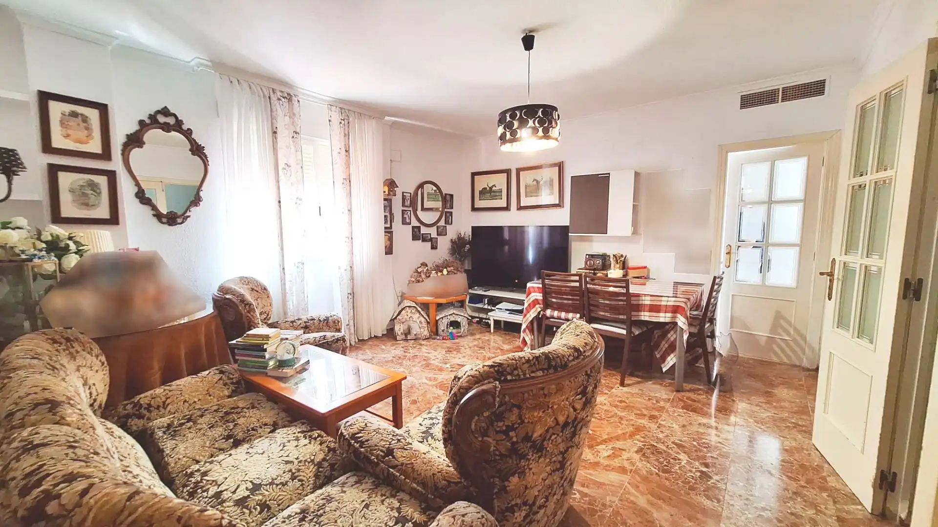 Appartamento in vendita a Centro