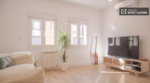 Foto 2 de Apartamento para compartir en Castillejos - Cuzco,  Madrid Capital