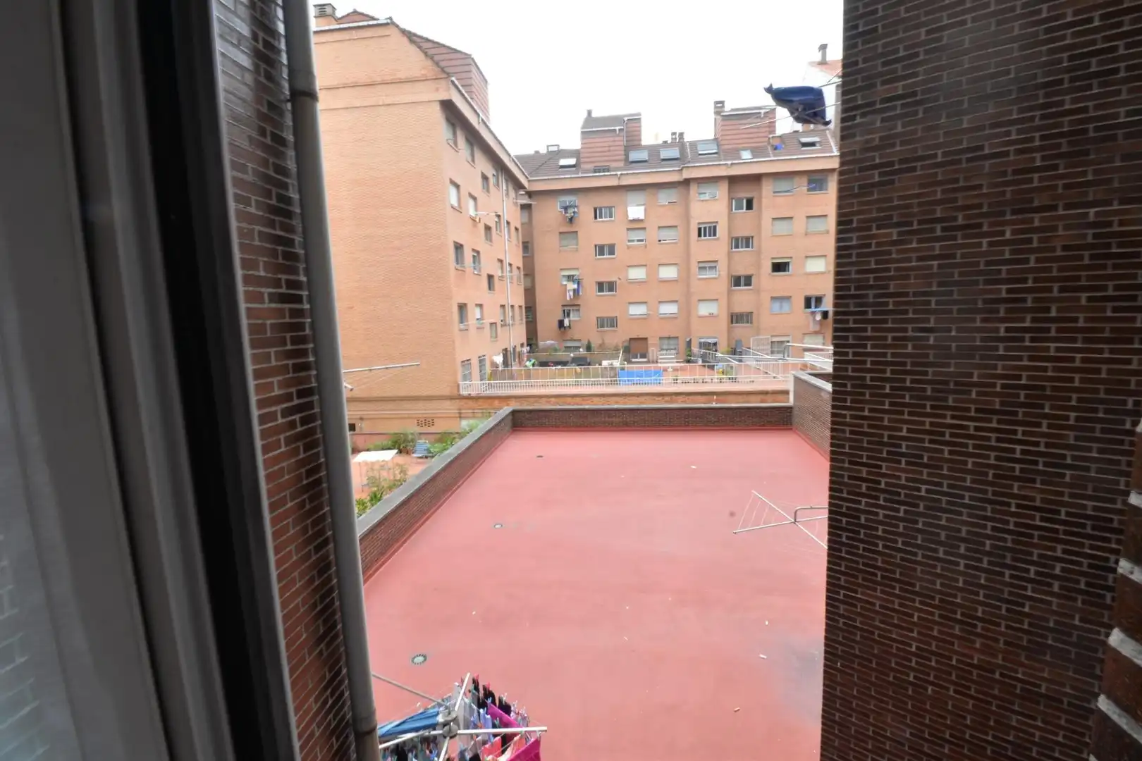 Habitación de Piso en venta en Oviedo  con Calefacción y Trastero