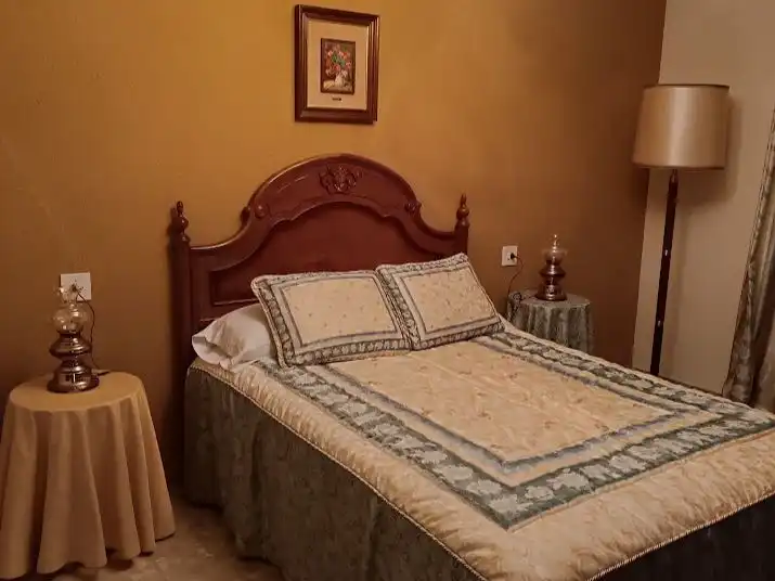 Dormitori de Casa o xalet en venda en Santa María de Huerta amb Calefacció, Moblat i Forn