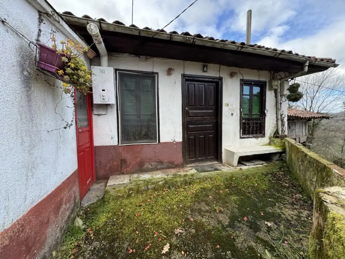 Vista exterior de Casa adosada en venta en Llanes con Terraza