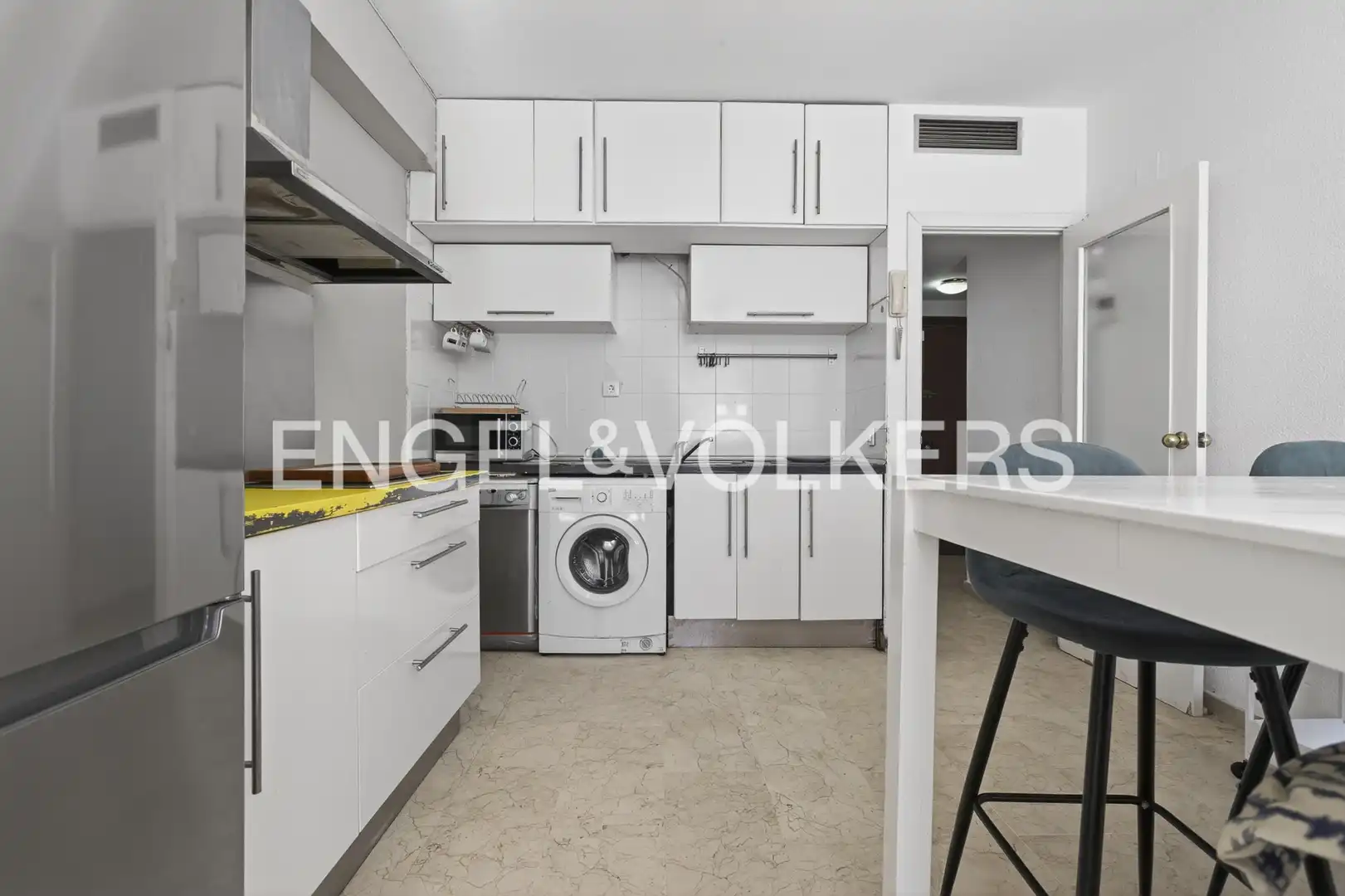 Kitchen of Duplexes for sale in Sevilla  with Air Conditioner and Heating
