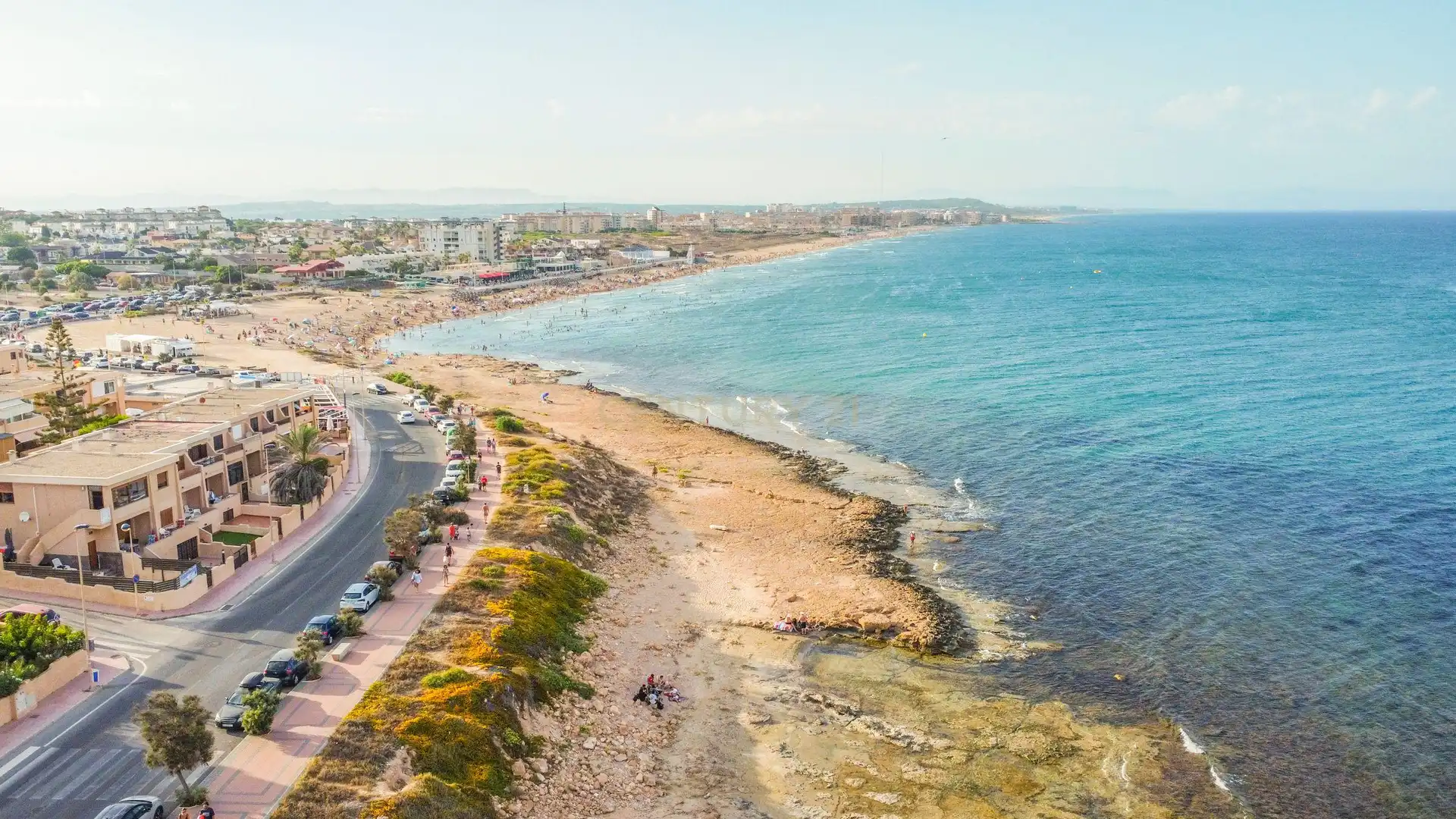 Vista exterior de Casa adosada en venta en Torrevieja con Aire acondicionado y Trastero