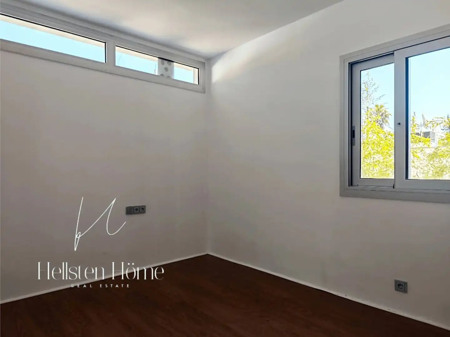Menjador de Casa o xalet en venda en Corbera de Llobregat amb Jardí privat, Terrassa i Traster